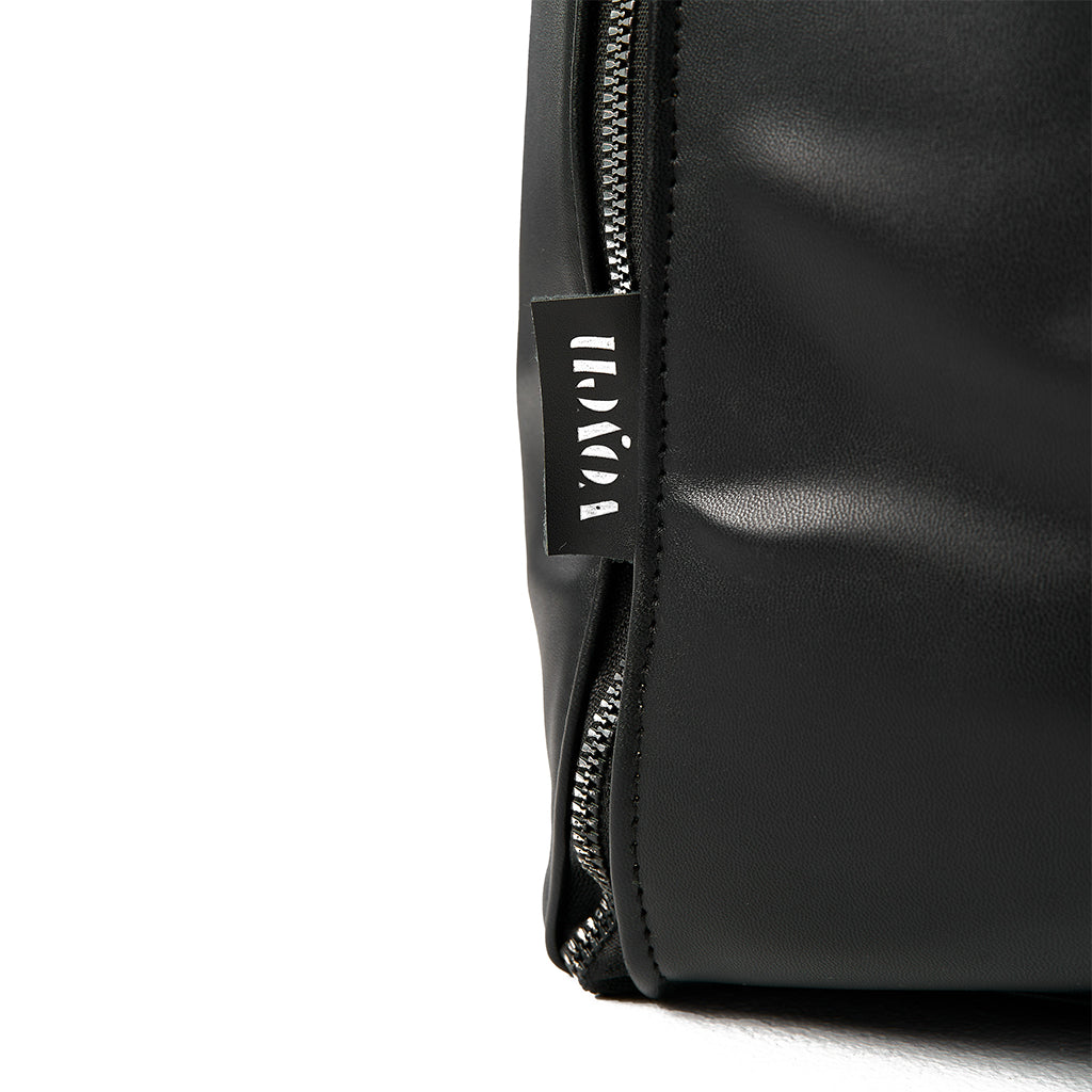 The Voyen Duffle Bag - Black