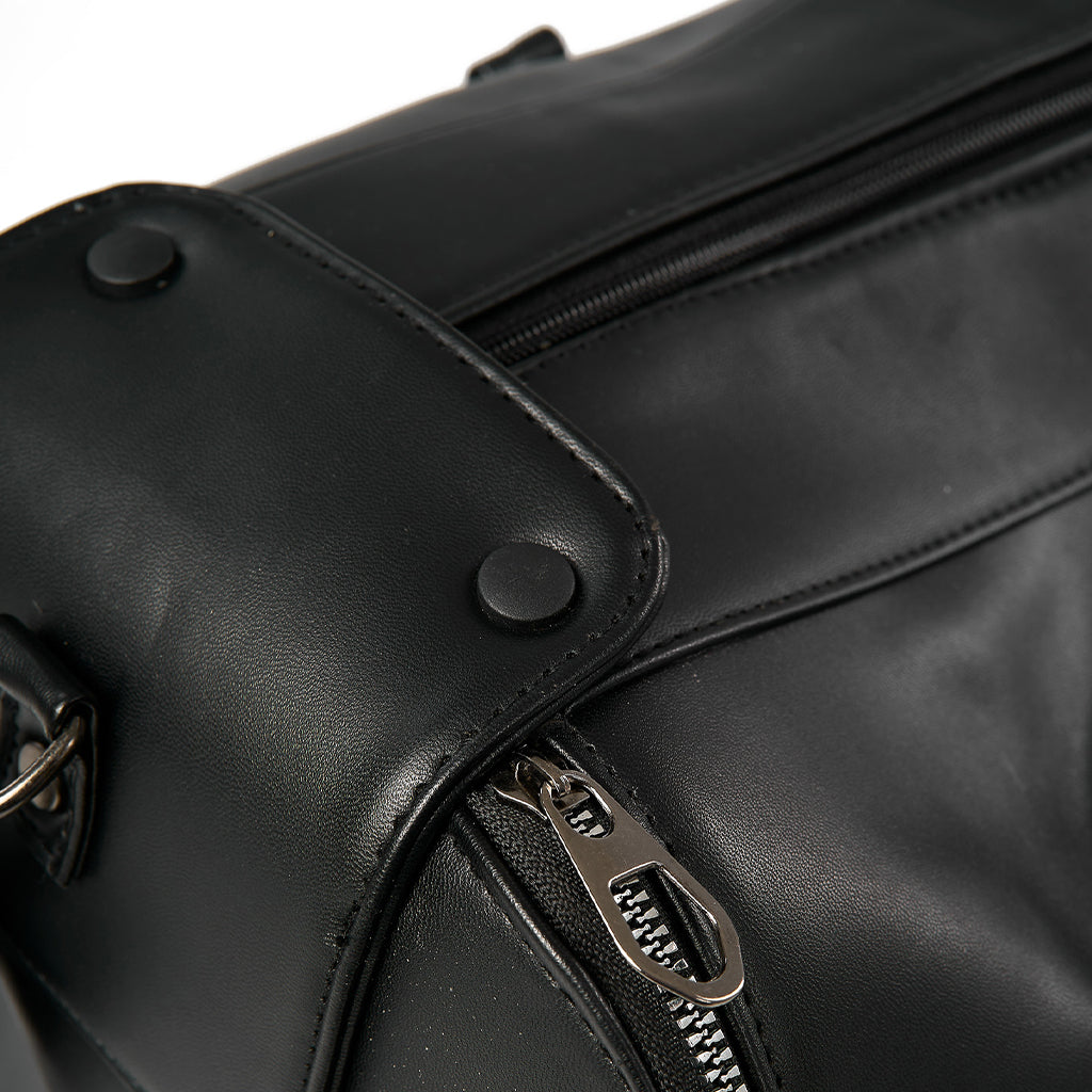 The Voyen Duffle Bag - Black