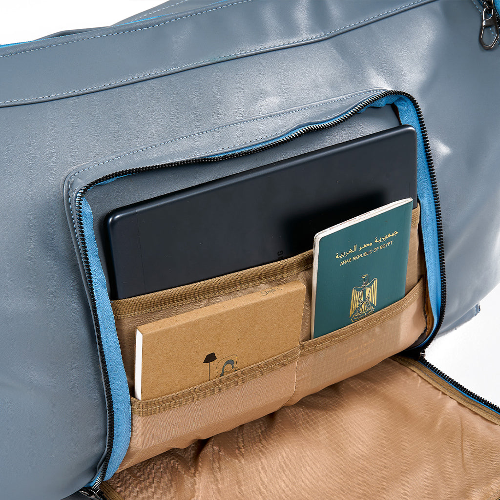 The Voyen Duffle Bag - Baby Blue